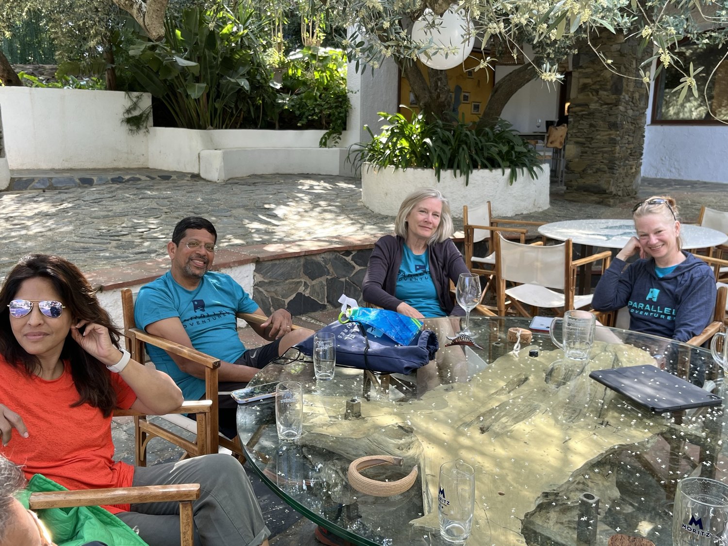 Relaxing post-hike in Cala Joncols - and looking darn good in Parallel swag!